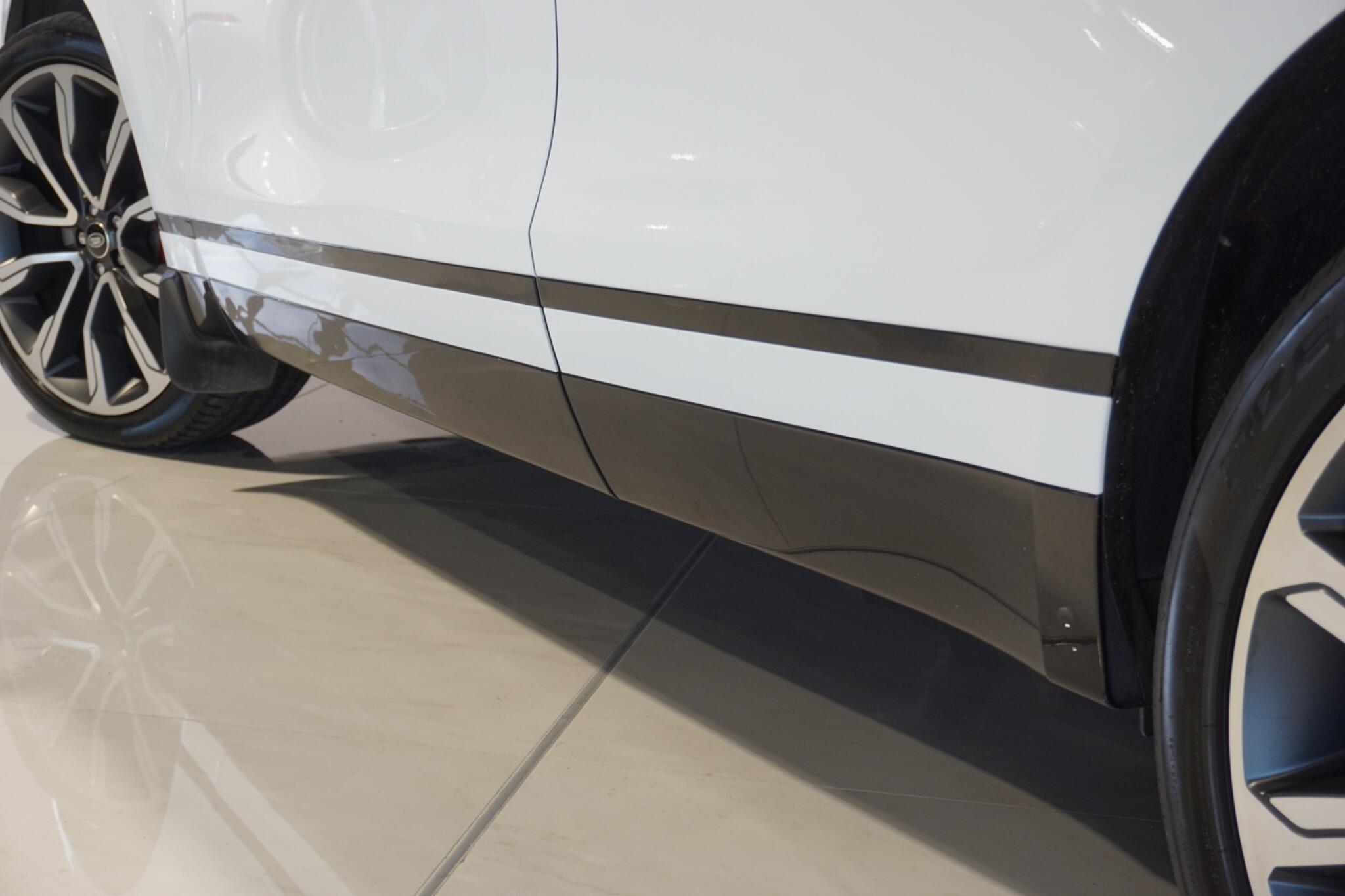 Land Rover Range Rover Velar 3.0 D300 MHEV R-Dynamic SE SUV 5dr Diesel Auto 4WD Euro 6 (s/s) (300 ps)